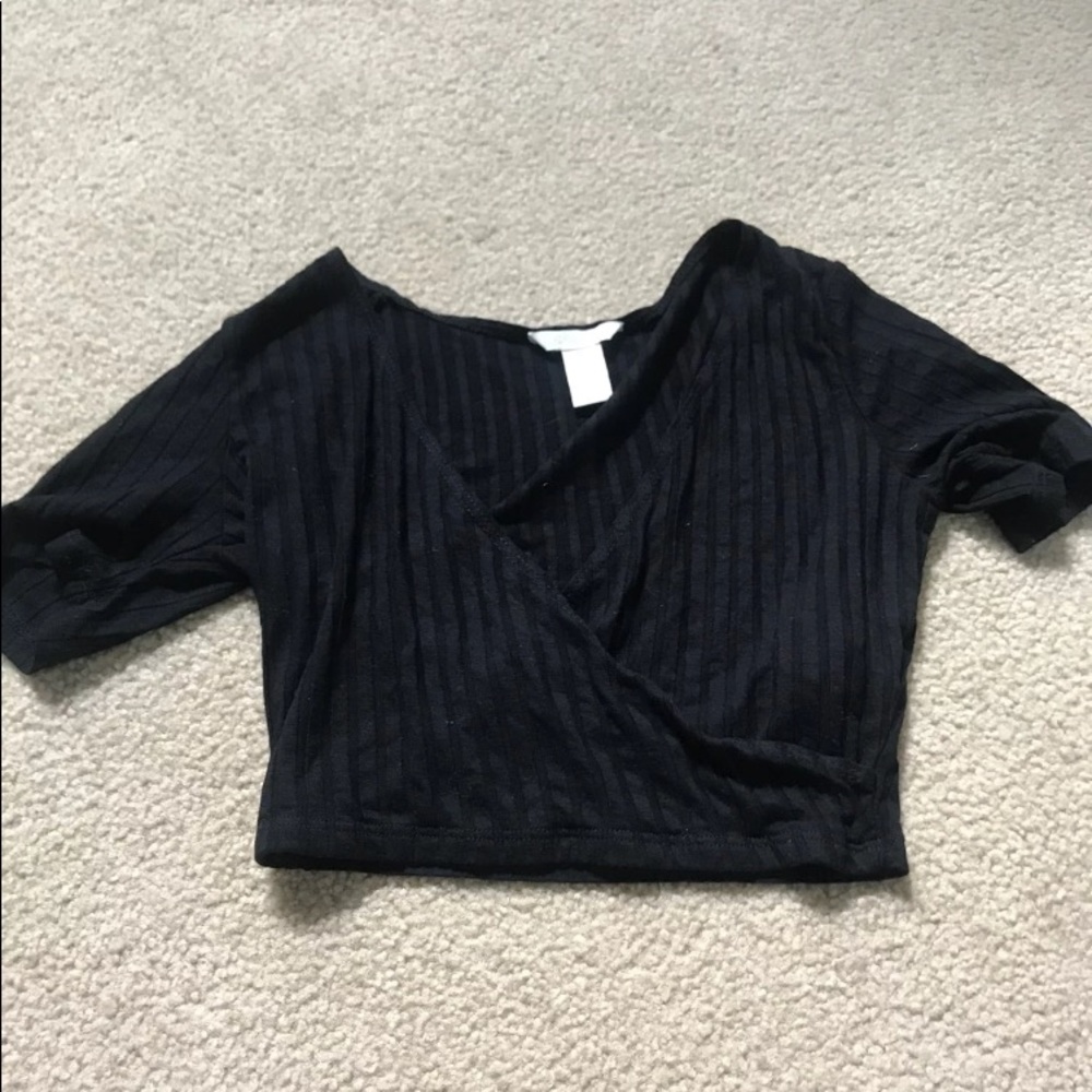 Black crop top